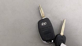 Used 2021 Hyundai Venue [2019-2022] S+ 1.2 Petrol Manual extra CAR KEY VIEW