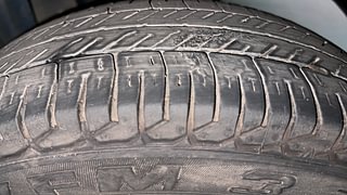 Used 2012 Maruti Suzuki Alto 800 [2012-2016] Lxi Petrol Manual tyres LEFT REAR TYRE TREAD VIEW