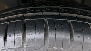 Used 2020 Renault Triber RXZ Petrol Manual tyres RIGHT FRONT TYRE TREAD VIEW