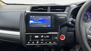 Used 2022 honda Jazz VX CVT Petrol Automatic interior MUSIC SYSTEM & AC CONTROL VIEW