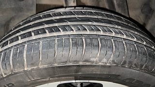 Used 2020 Renault Duster [2020-2022] RXS Turbo CVT Petrol Petrol Automatic tyres RIGHT REAR TYRE TREAD VIEW