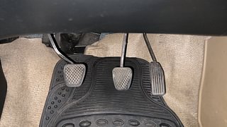 Used 2013 Honda Brio [2011-2016] VX MT Petrol Manual interior PEDALS VIEW