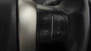 Used 2019 Mahindra XUV500 [2017-2021] W9 AT Diesel Automatic top_features Cruise control