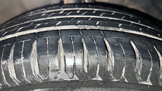 Used 2017 Maruti Suzuki Dzire [2017-2020] ZXi Plus Petrol Manual tyres RIGHT FRONT TYRE TREAD VIEW