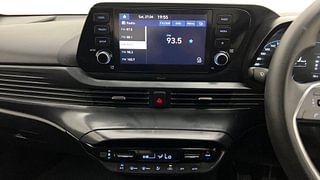 Used 2022 Hyundai New i20 Sportz 1.2 MT Petrol Manual interior MUSIC SYSTEM & AC CONTROL VIEW