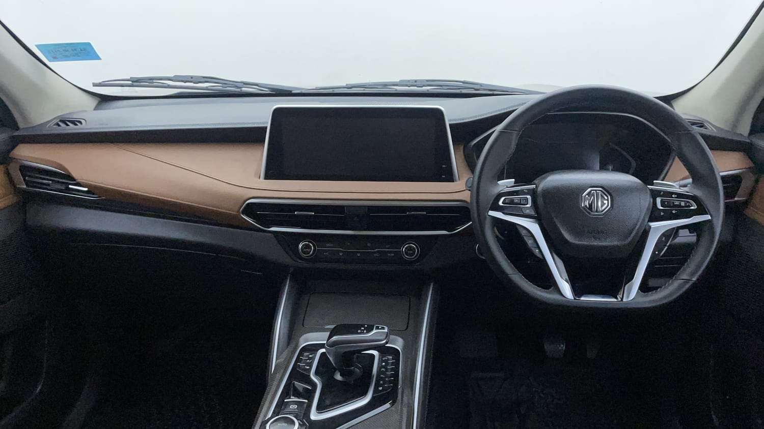 New MG Motors Gloster interior DASHBOARD VIEW