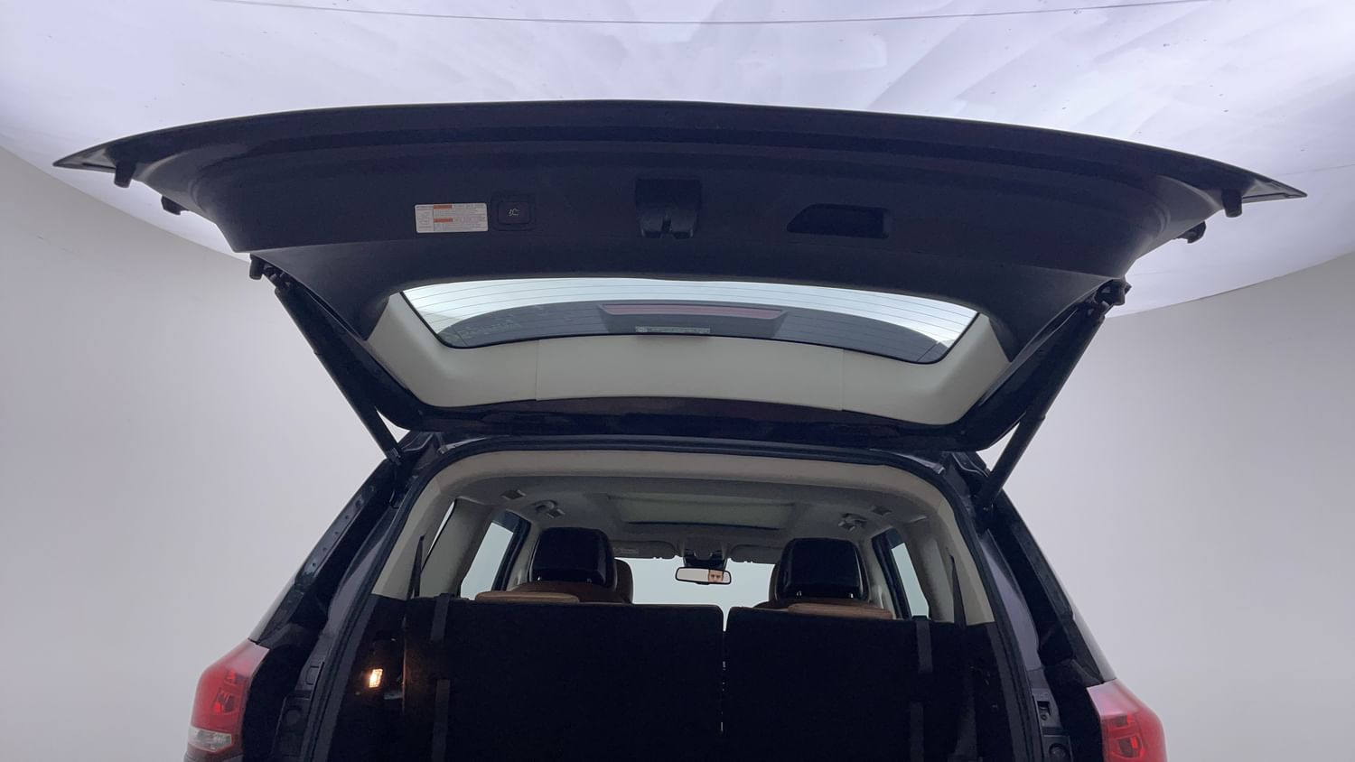 New MG Motors Gloster interior DICKY DOOR OPEN VIEW