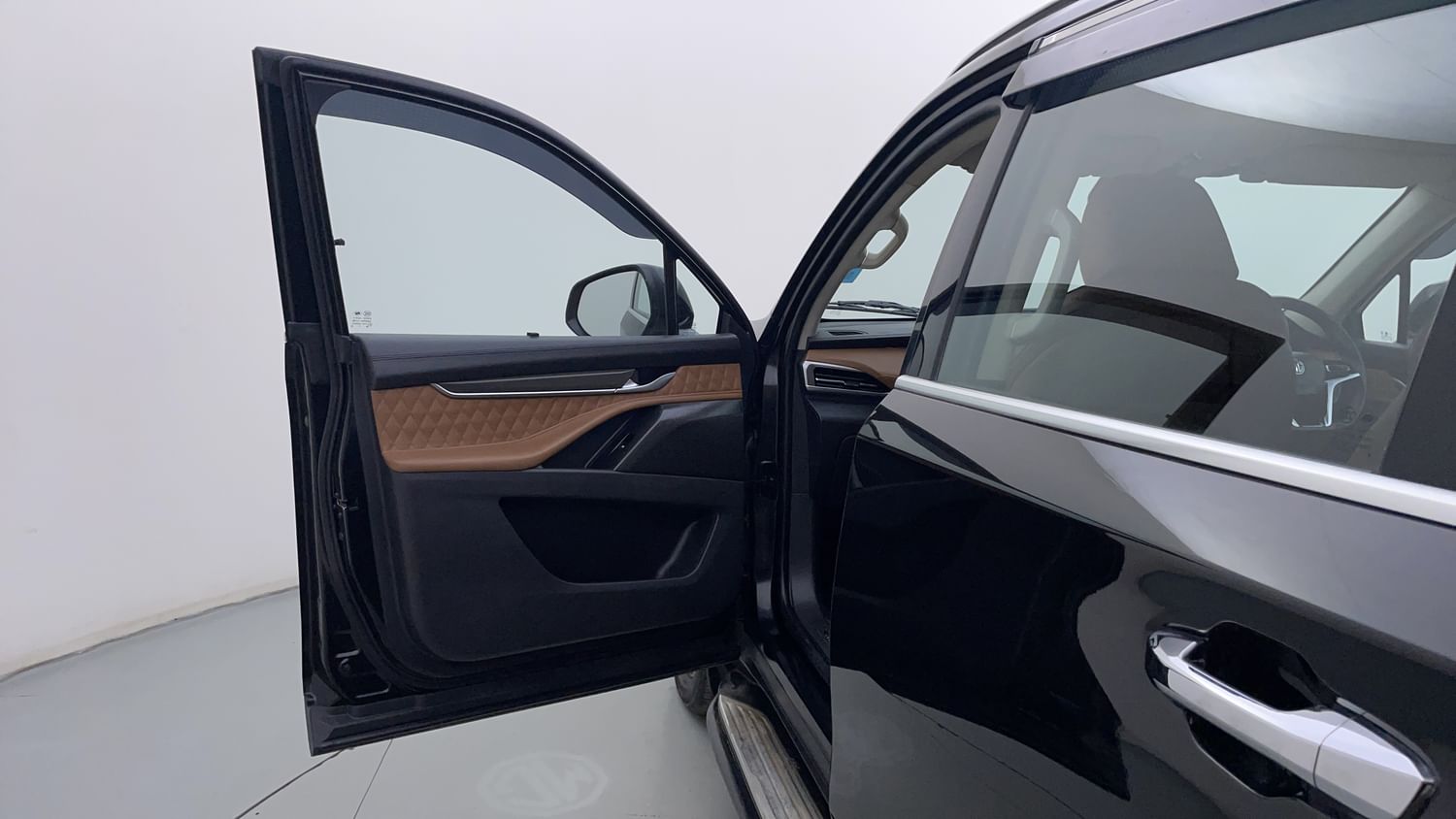 New MG Motors Gloster interior LEFT FRONT DOOR OPEN VIEW