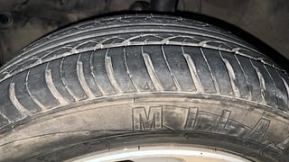 Used 2015 Honda City [2014-2017] V Petrol Manual tyres LEFT FRONT TYRE TREAD VIEW