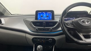 Used 2020 Tata Altroz XZ 1.2 Petrol Manual interior MUSIC SYSTEM & AC CONTROL VIEW