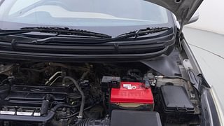 Used 2017 Hyundai Elite i20 [2014-2018] Asta 1.2 Petrol Manual engine ENGINE LEFT SIDE HINGE & APRON VIEW