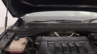 Used 2022 Mahindra XUV700 AX 7 Diesel AT AWD Luxury Pack 7 Diesel Automatic engine ENGINE RIGHT SIDE HINGE & APRON VIEW