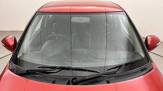 Used 2013 Maruti Suzuki Swift [2011-2017] VXi Petrol Manual exterior FRONT WINDSHIELD VIEW