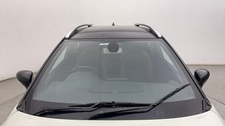 Used 2019 Nissan Kicks [2018-2020] XV Premium (O) Dual Tone Diesel Diesel Manual exterior FRONT WINDSHIELD VIEW