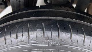 Used 2013 Maruti Suzuki Estilo [2009-2014] LXi Petrol Manual tyres RIGHT REAR TYRE TREAD VIEW