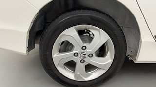 Used 2014 Honda City [2014-2017] V Petrol Manual tyres RIGHT REAR TYRE RIM VIEW