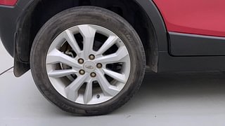 Used 2021 Mahindra XUV 300 W8 Diesel Diesel Manual tyres RIGHT REAR TYRE RIM VIEW