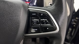 Used 2022 Mahindra XUV700 AX 7 Diesel AT AWD Luxury Pack 7 Diesel Automatic top_features Cruise control