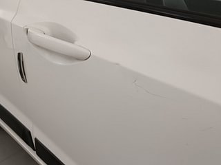 Used 2018 Hyundai Grand i10 [2017-2020] Sportz 1.2 Kappa VTVT CNG (Outside Fitted) Petrol+cng Manual dents MINOR DENT