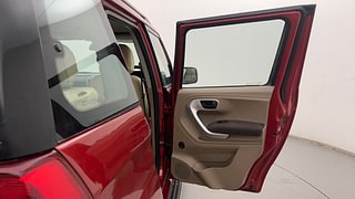 Used 2015 Mahindra TUV300 [2015-2020] T8 Diesel Manual interior RIGHT REAR DOOR OPEN VIEW