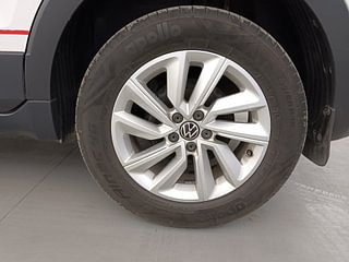 Used 2021 Volkswagen Taigun Highline 1.0 TSI MT Petrol Manual tyres LEFT REAR TYRE RIM VIEW