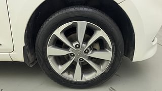 Used 2017 Hyundai Elite i20 [2014-2018] Asta 1.2 (O) Petrol Manual tyres RIGHT FRONT TYRE RIM VIEW