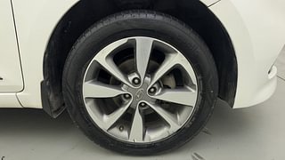 Used 2017 Hyundai Elite i20 [2014-2018] Asta 1.2 (O) Petrol Manual tyres RIGHT FRONT TYRE RIM VIEW
