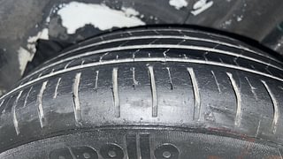 Used 2017 Hyundai Elite i20 [2014-2018] Asta 1.2 (O) Petrol Manual tyres LEFT REAR TYRE TREAD VIEW