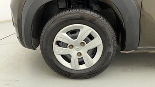 Used 2019 Renault Kwid [2015-2019] 1.0 RXT Opt Petrol Manual tyres LEFT FRONT TYRE RIM VIEW