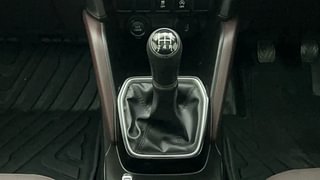 Used 2023 Maruti Suzuki Grand Vitara Alpha Smart Hybrid Dual Tone Petrol Manual interior GEAR  KNOB VIEW