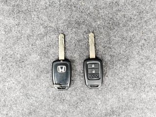 Used 2015 Honda City [2014-2017] SV Petrol Manual extra CAR KEY VIEW