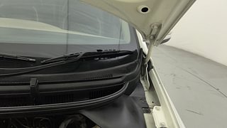 Used 2017 Hyundai Elite i20 [2014-2018] Asta 1.2 (O) Petrol Manual engine ENGINE LEFT SIDE HINGE & APRON VIEW