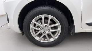 Used 2023 Maruti Suzuki Swift ZXI AMT Petrol Automatic tyres LEFT FRONT TYRE RIM VIEW