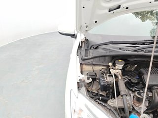 Used 2015 Honda City [2014-2017] SV Petrol Manual engine ENGINE RIGHT SIDE HINGE & APRON VIEW
