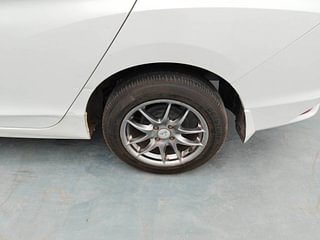 Used 2015 Honda City [2014-2017] SV Petrol Manual tyres LEFT REAR TYRE RIM VIEW