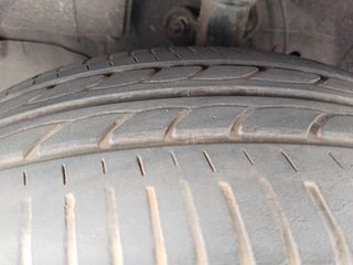 Used 2015 Honda City [2014-2017] SV Petrol Manual tyres LEFT FRONT TYRE TREAD VIEW
