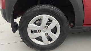 Used 2015 Renault Kwid [2015-2019] RXL Petrol Manual tyres RIGHT REAR TYRE RIM VIEW
