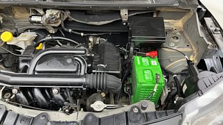 Used 2019 Renault Kwid [2015-2019] 1.0 RXT Opt Petrol Manual engine ENGINE LEFT SIDE VIEW
