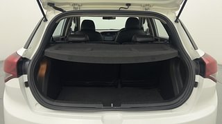 Used 2017 Hyundai Elite i20 [2014-2018] Asta 1.2 (O) Petrol Manual interior DICKY INSIDE VIEW