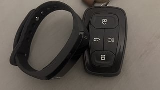 Used 2022 Tata Altroz XZ Plus 1.5 Diesel Manual extra CAR KEY VIEW
