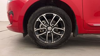 Used 2022 Maruti Suzuki Swift ZXI Plus AMT Dual Tone Petrol Automatic tyres LEFT FRONT TYRE RIM VIEW