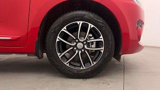 Used 2022 Maruti Suzuki Swift ZXI Plus AMT Dual Tone Petrol Automatic tyres RIGHT FRONT TYRE RIM VIEW