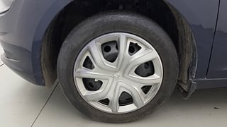 Used 2022 Tata Altroz XTA Petrol DCT Petrol Automatic tyres LEFT FRONT TYRE RIM VIEW