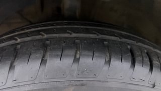 Used 2019 Maruti Suzuki Dzire [2017-2020] VXI AMT Petrol Automatic tyres LEFT FRONT TYRE TREAD VIEW