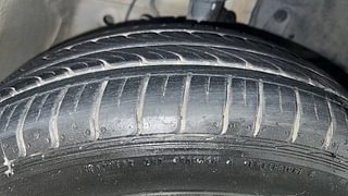 Used 2015 Honda City [2014-2017] S Petrol Manual tyres RIGHT FRONT TYRE TREAD VIEW
