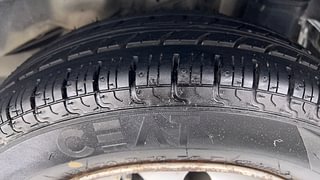 Used 2018 Hyundai Eon [2011-2018] Era + Petrol Manual tyres LEFT REAR TYRE TREAD VIEW