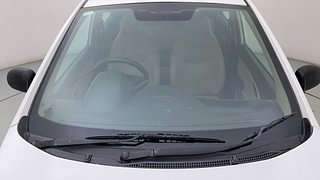 Used 2018 Hyundai Eon [2011-2018] Era + Petrol Manual exterior FRONT WINDSHIELD VIEW