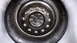 Used 2018 Hyundai Eon [2011-2018] Era + Petrol Manual tyres SPARE TYRE VIEW