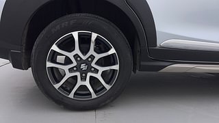 Used 2022 Maruti Suzuki XL6 Alpha AT Petrol Petrol Automatic tyres RIGHT REAR TYRE RIM VIEW