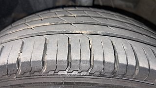 Used 2017 Honda City [2017-2020] VX CVT Petrol Automatic tyres LEFT FRONT TYRE TREAD VIEW